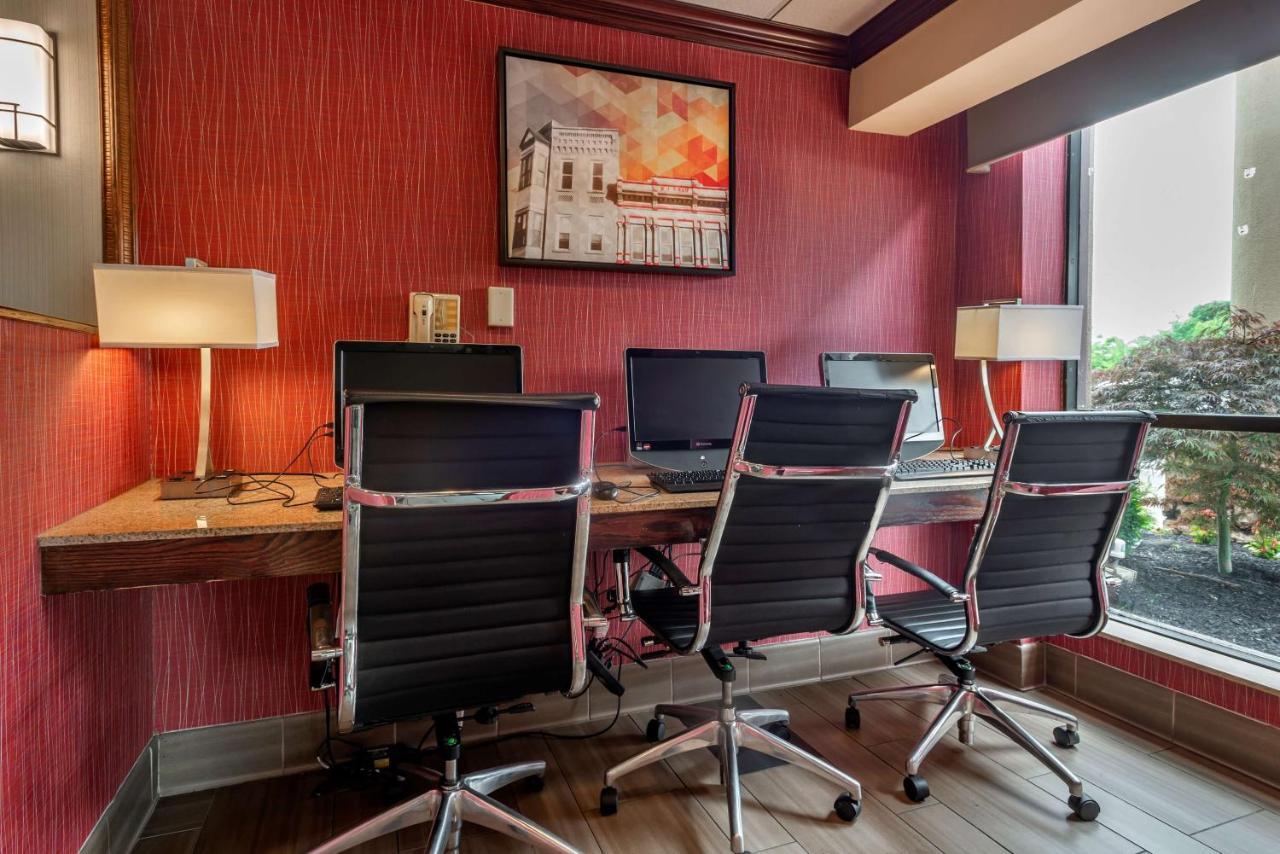 Best Western Fort Washington Inn Екстер'єр фото