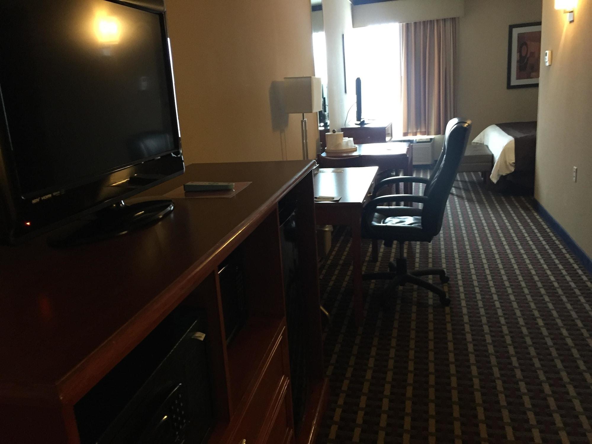Best Western Fort Washington Inn Екстер'єр фото